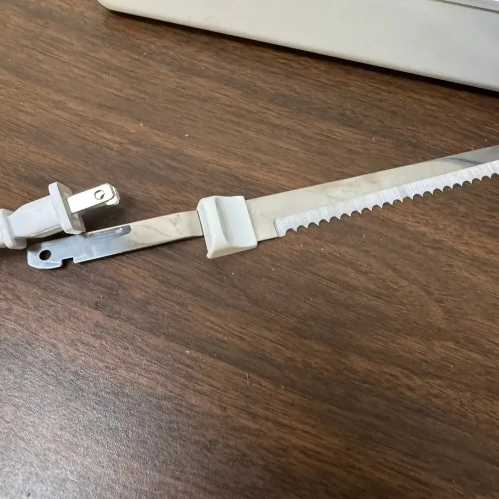 Vintage Toastmaster Electric Carving Knife Working